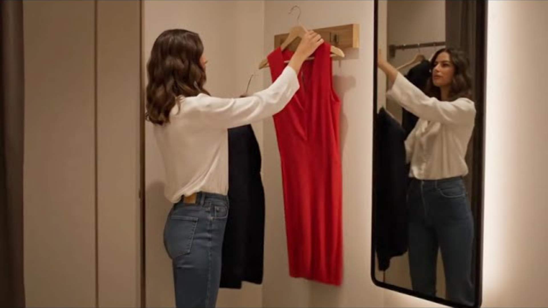 Your Personal Stylist in the Mirror_ AI-Powered Recommendations in Retail